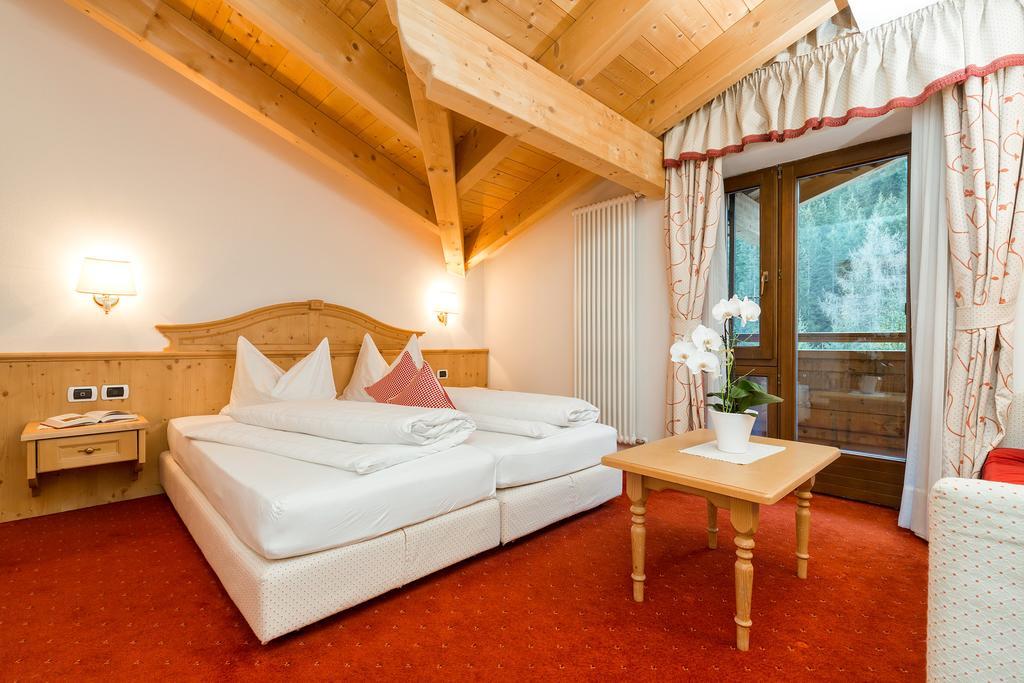 Hotel Bel Sit Corvara In Badia Εξωτερικό φωτογραφία